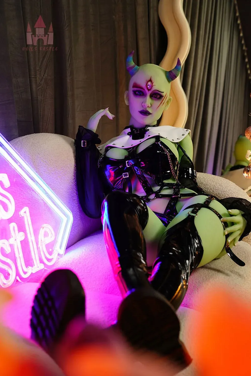 Dolls Castle | 168cm/5ft6 Big Breasts Green Female Orc Lifelike Full T view 3