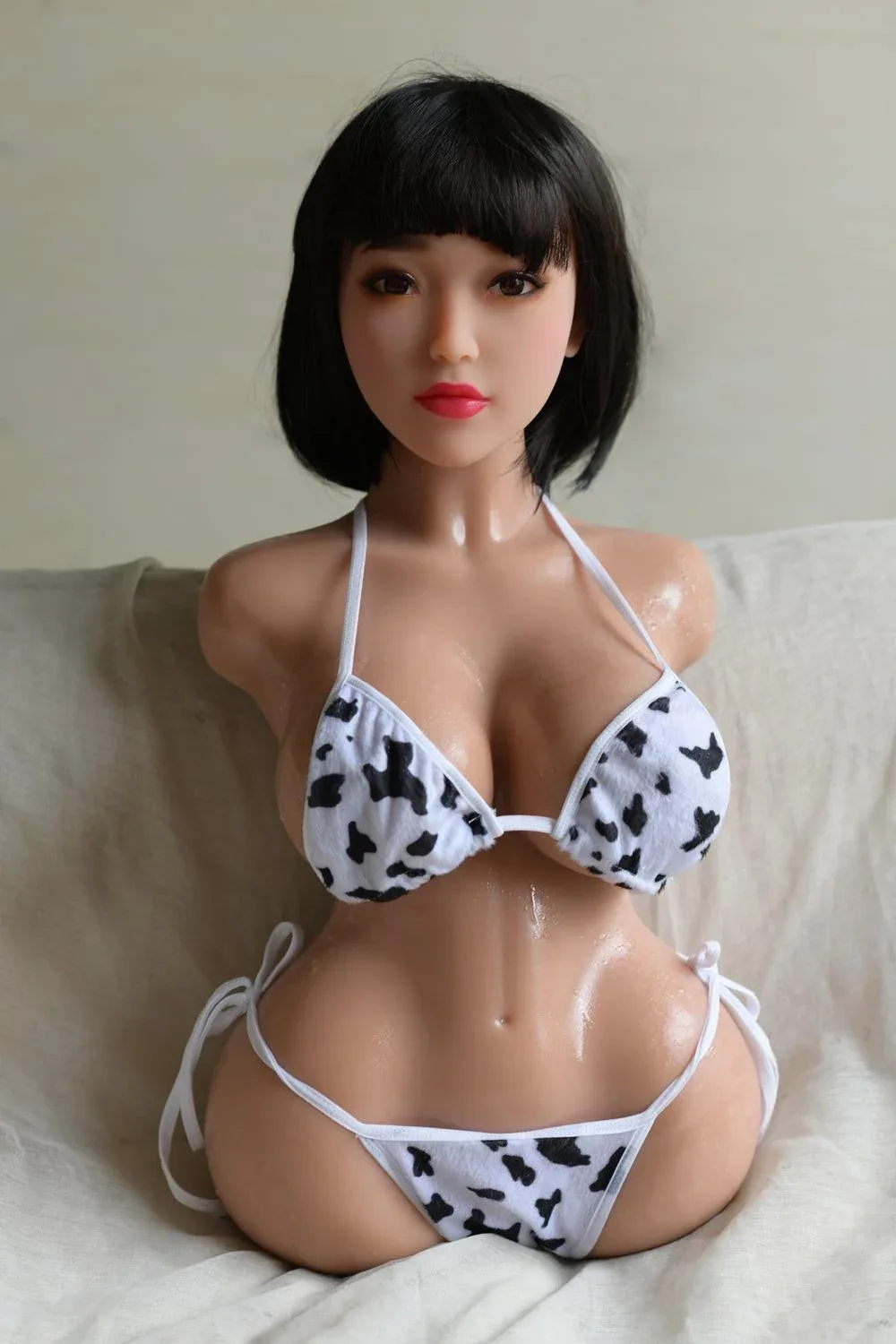 6YE | 66cm Torso - Vivian view 1