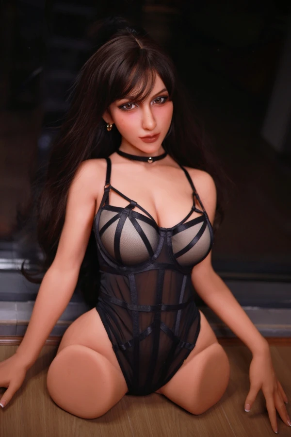 Eliana de Fire Doll : un aperçu complet du torse de la poupée sexuelle féminine de 80 cm